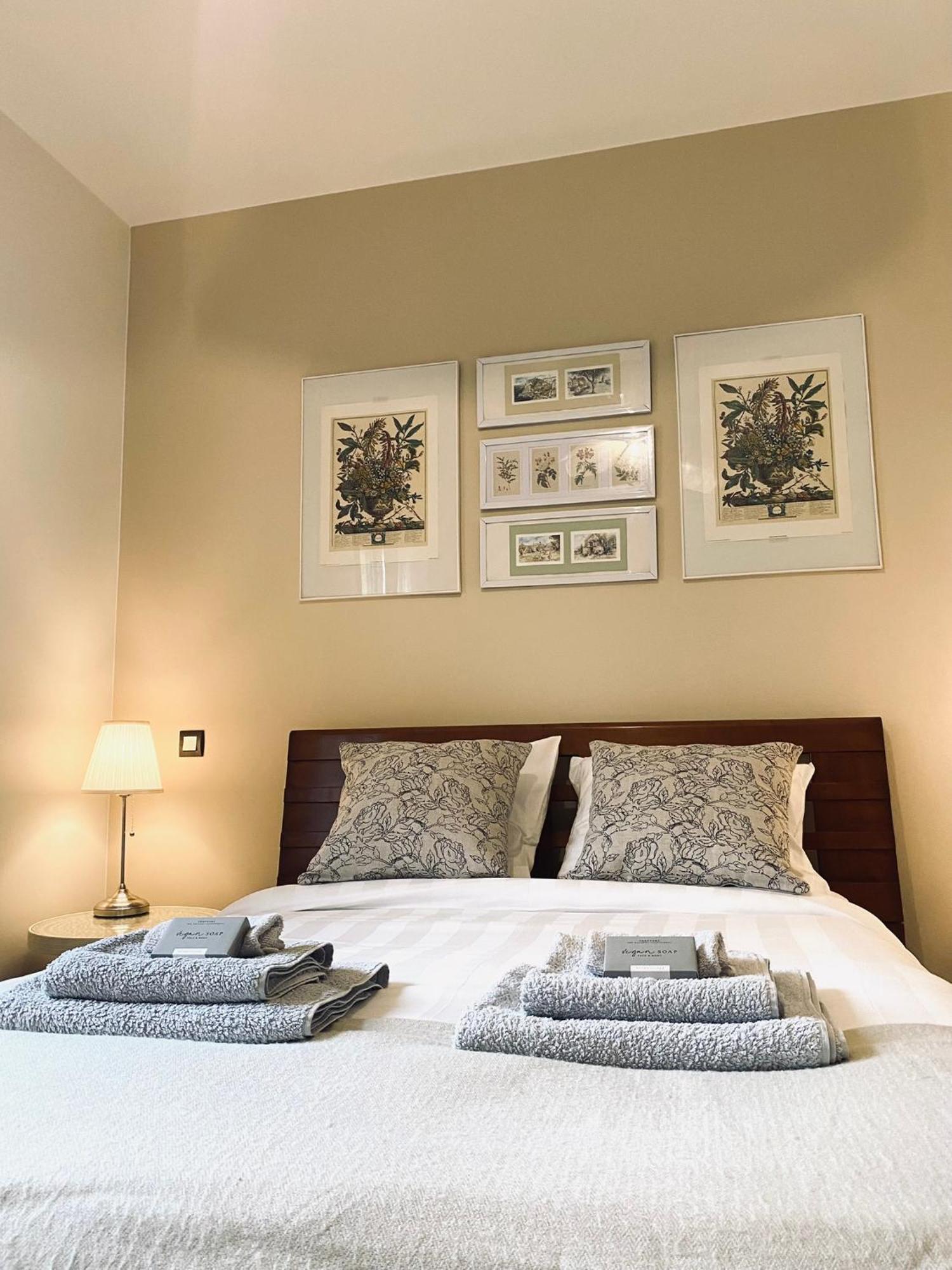 Le Hibou Heureux Bed & Breakfast Bezenac Ngoại thất bức ảnh