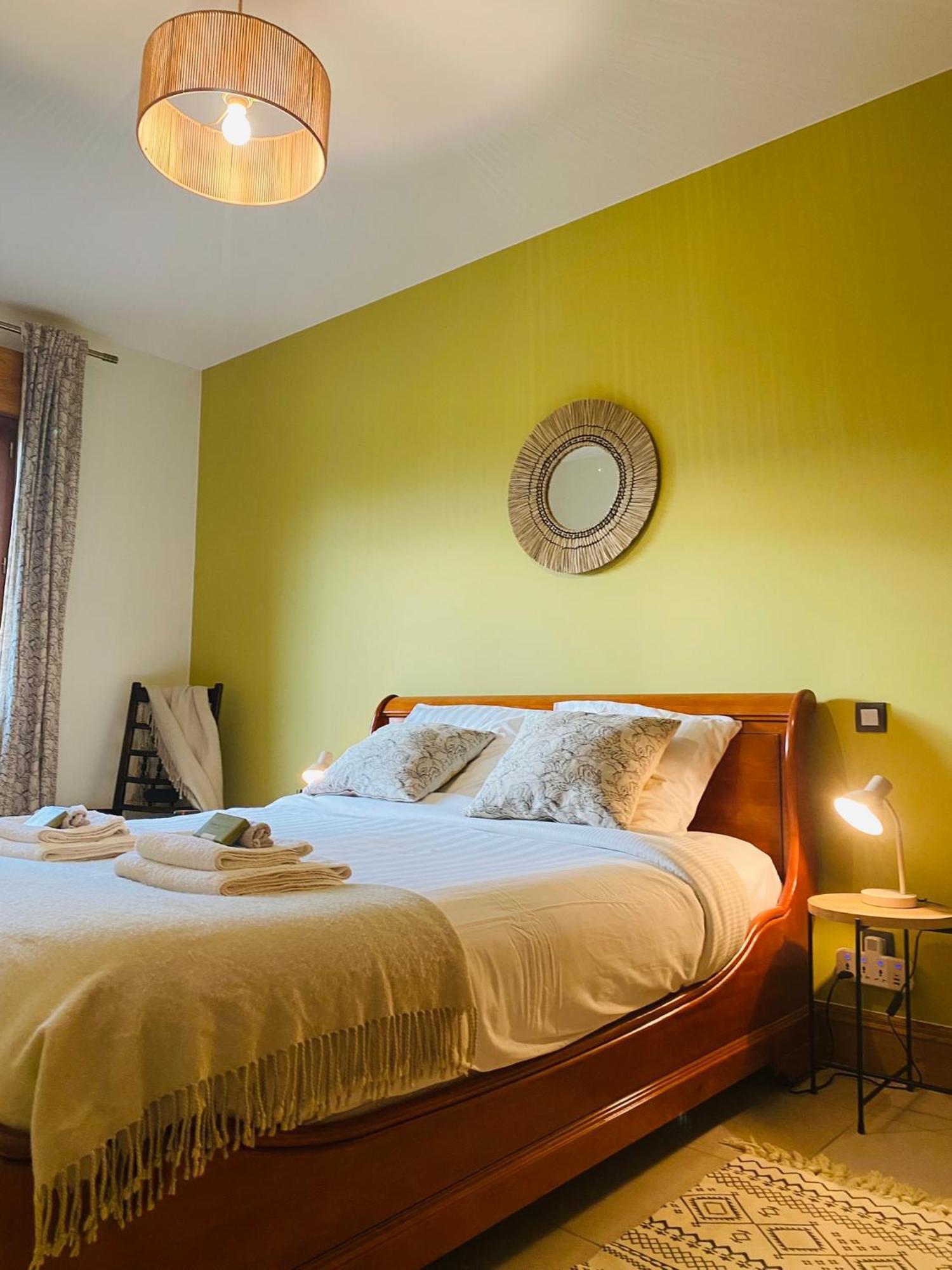 Le Hibou Heureux Bed & Breakfast Bezenac Ngoại thất bức ảnh